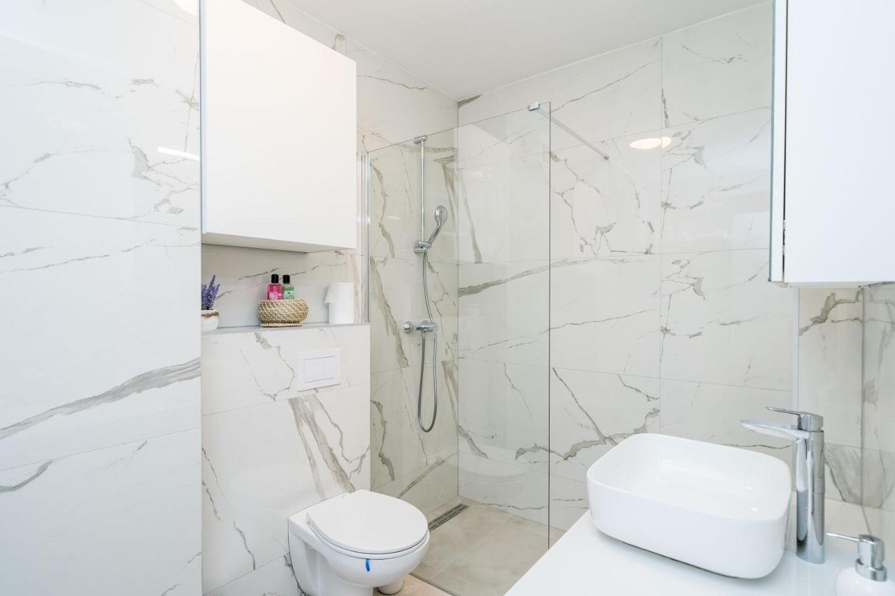 Apartment Nava - New And Spacious Gem - Free Parking Dubrovnik Luaran gambar