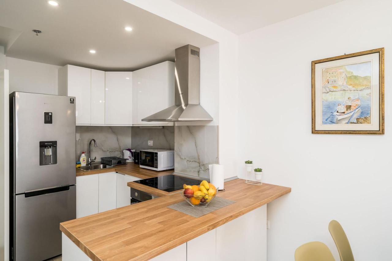 Apartment Nava - New And Spacious Gem - Free Parking Dubrovnik Luaran gambar