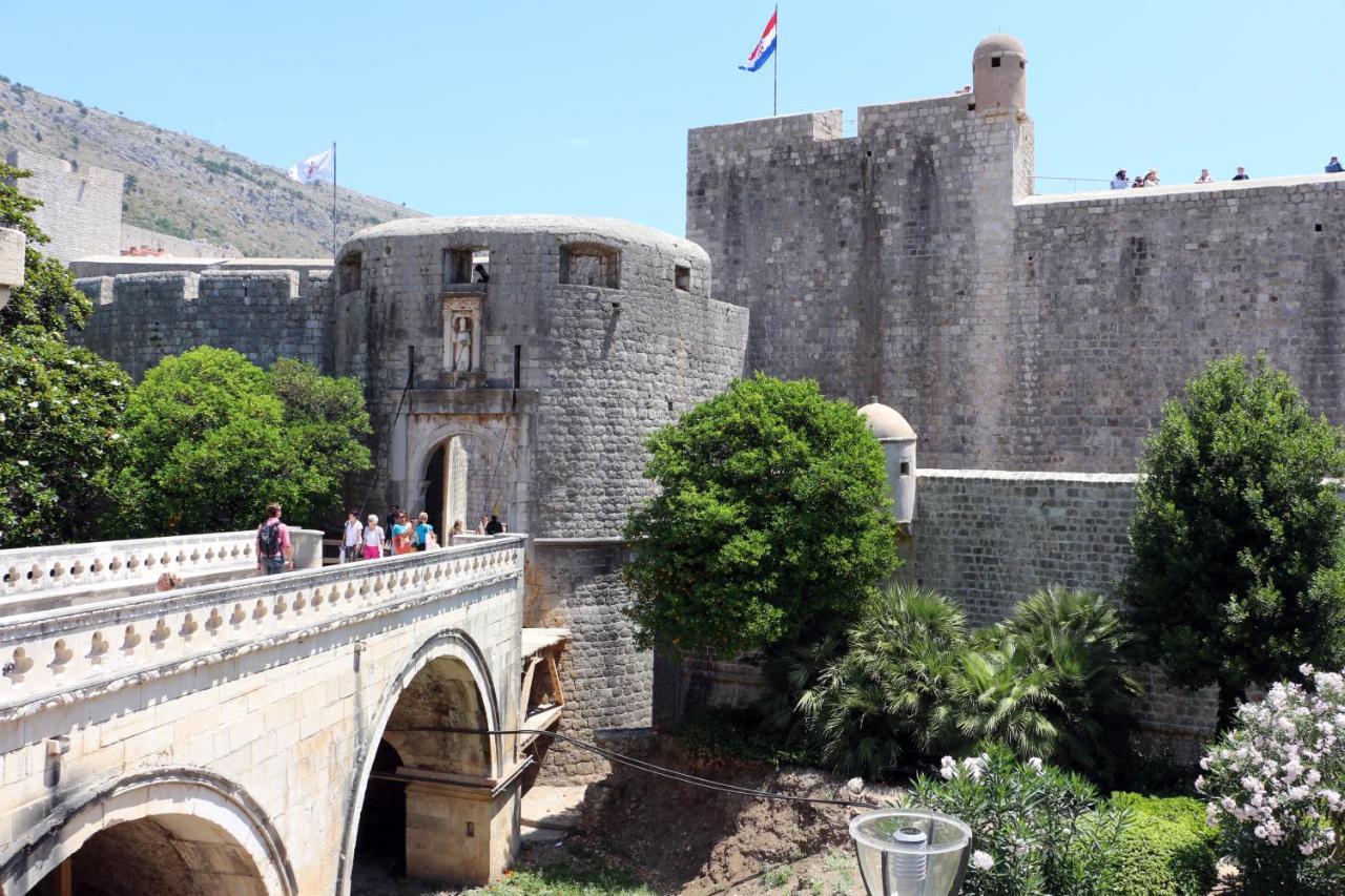 Apartment Nava - New And Spacious Gem - Free Parking Dubrovnik Luaran gambar